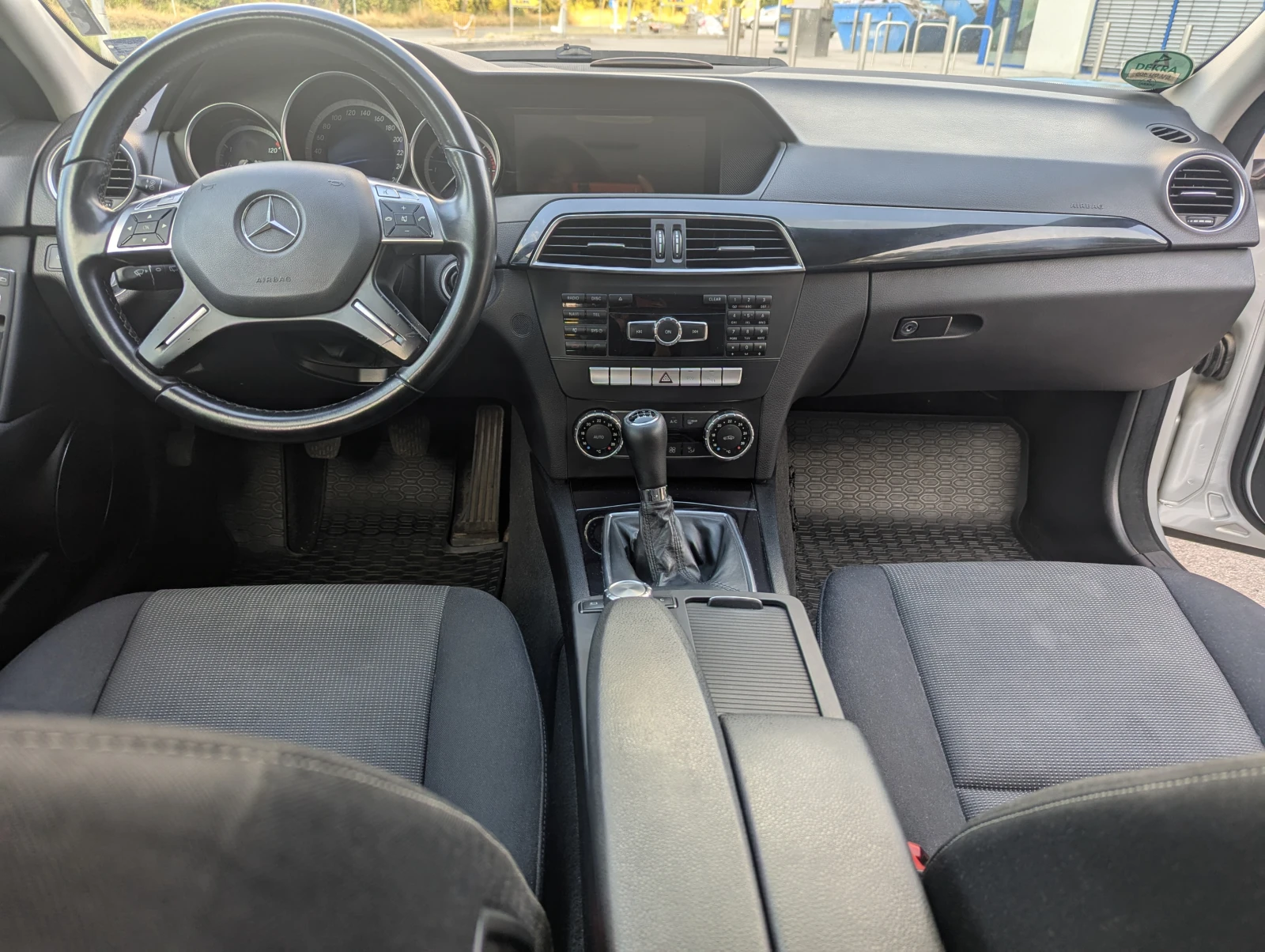Mercedes-Benz C 200 W204 Facelift  - изображение 6