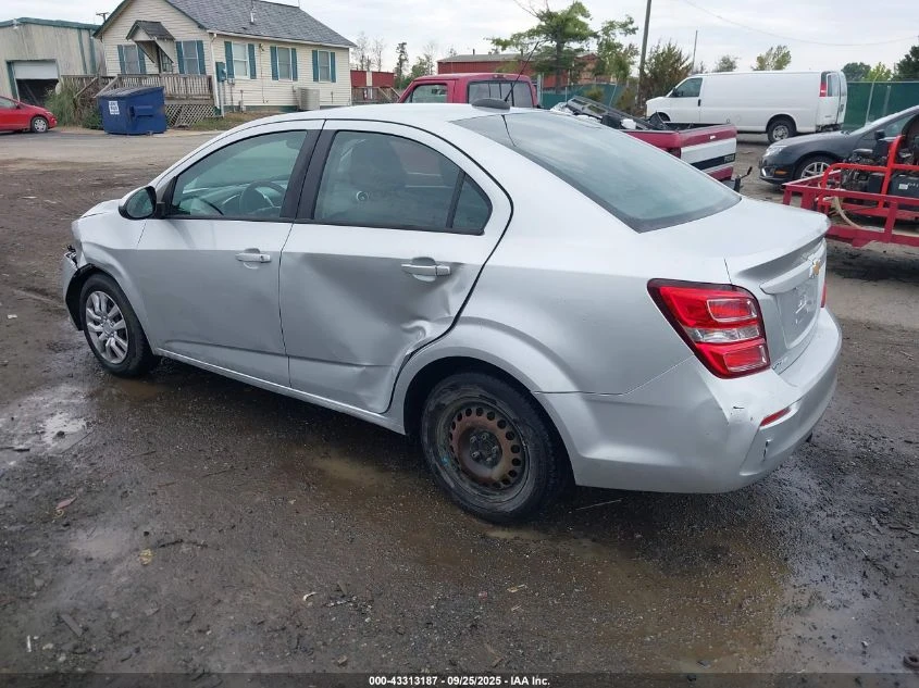 Chevrolet Bolt UNKNOWN SPECS Front Wheel Drive - изображение 8