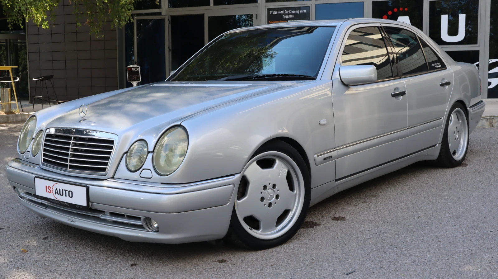 Mercedes-Benz E 55 AMG | Mobile.bg   1