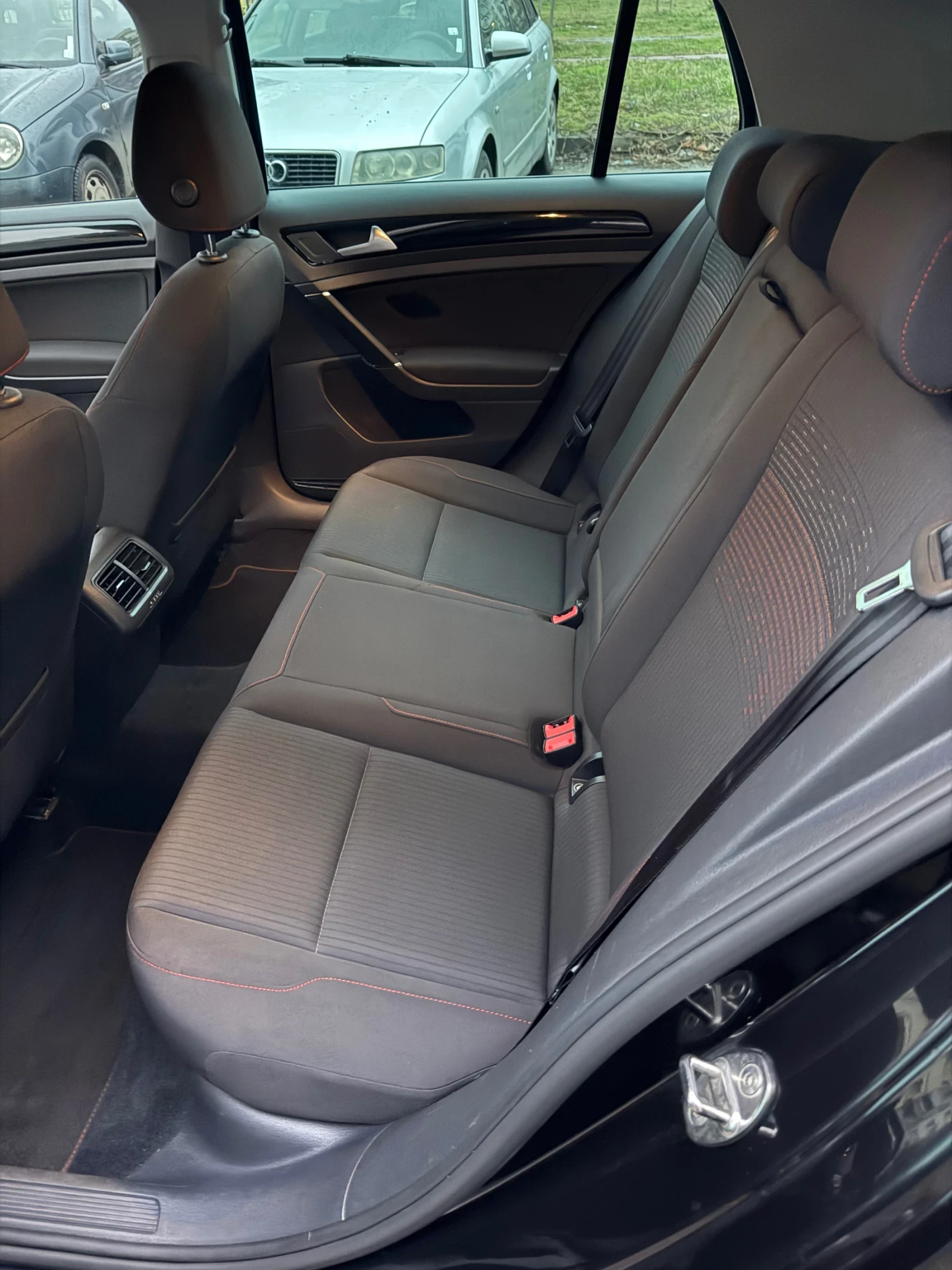 VW Golf  - изображение 10