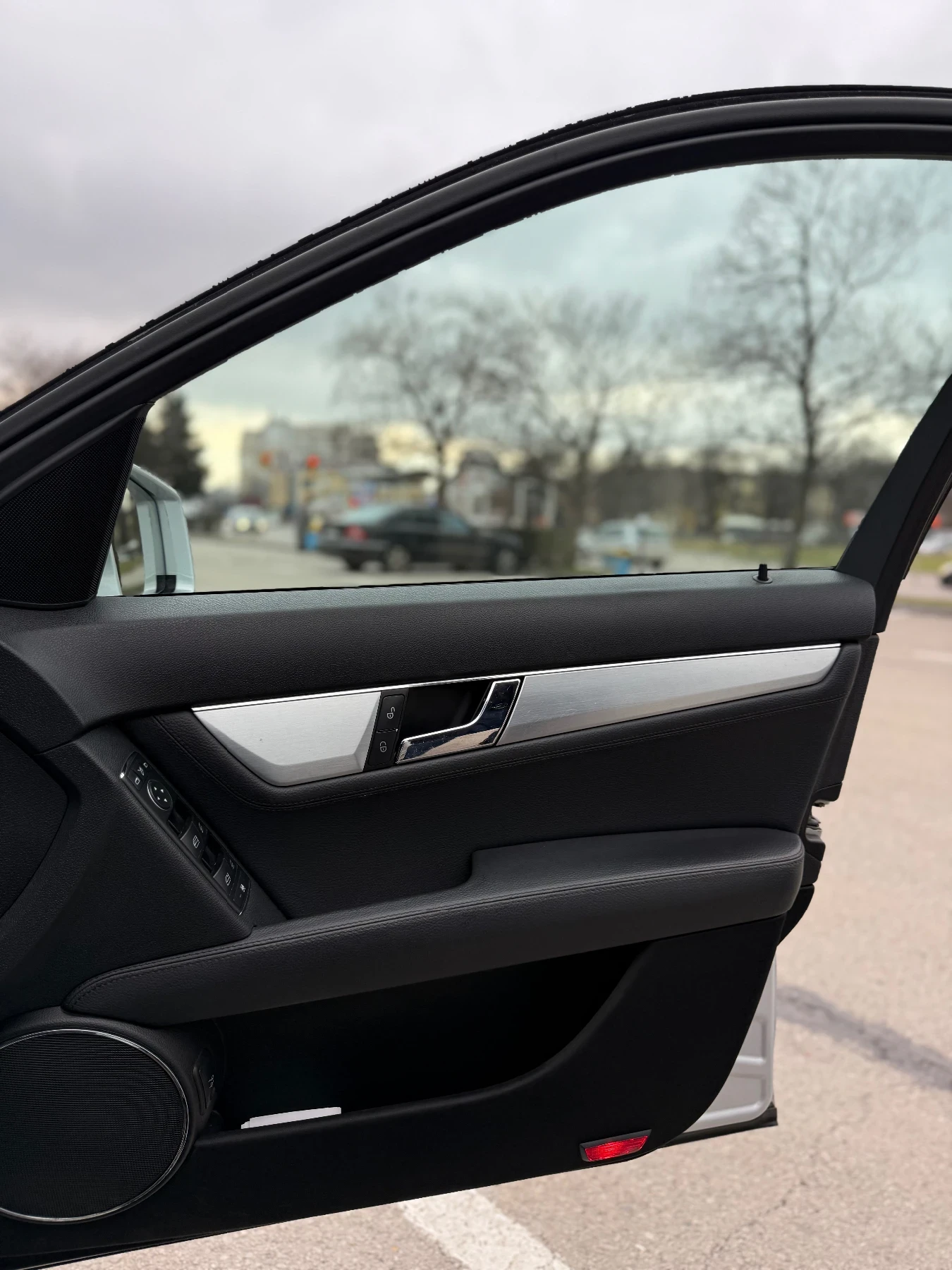 Mercedes-Benz C 350 350CDI Платено Мито  на 154 хил Мили  - изображение 10