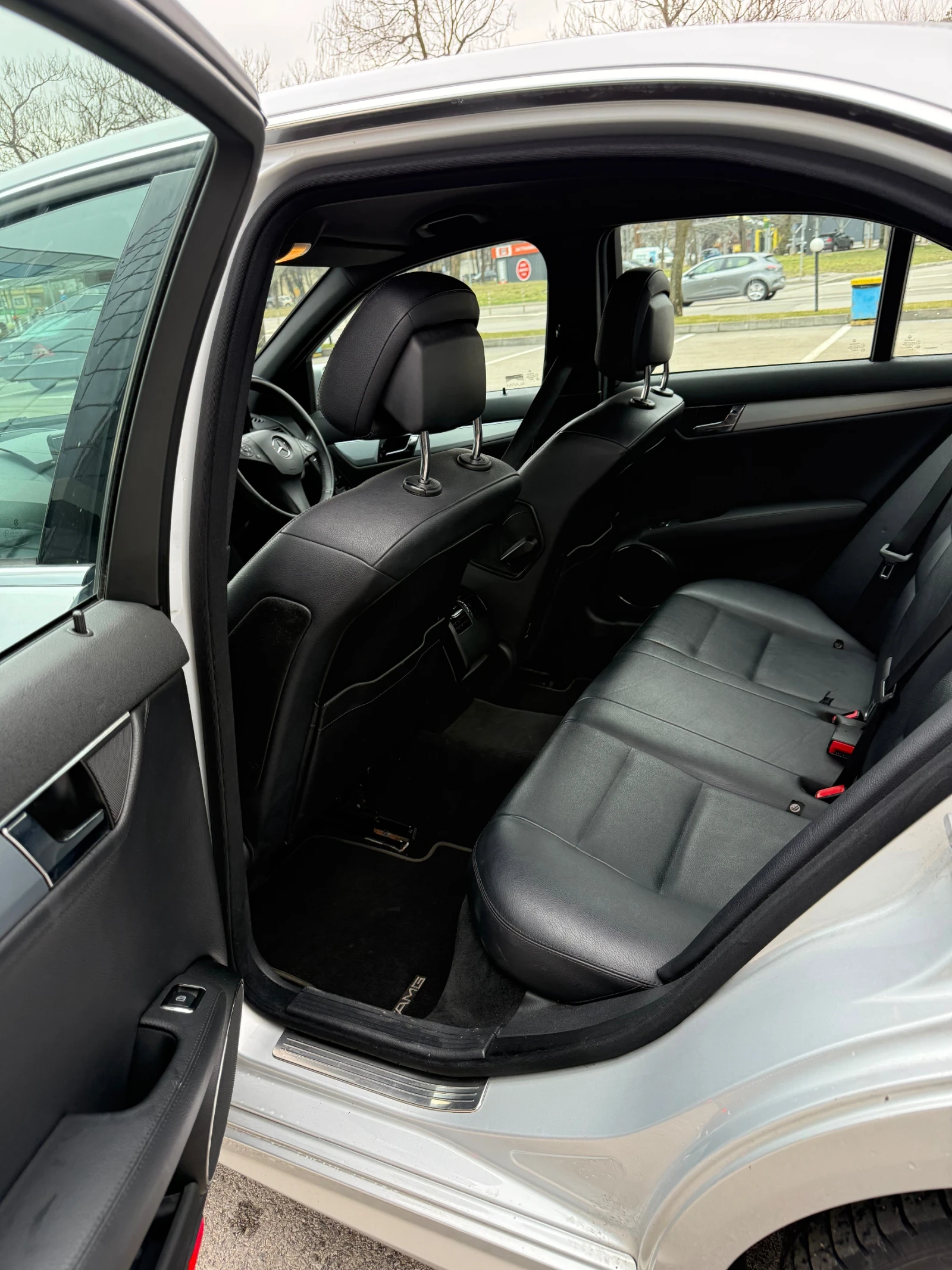 Mercedes-Benz C 350 350CDI ������� ����  �� 154 ��� ����  | Mobile.bg � ����������� 13