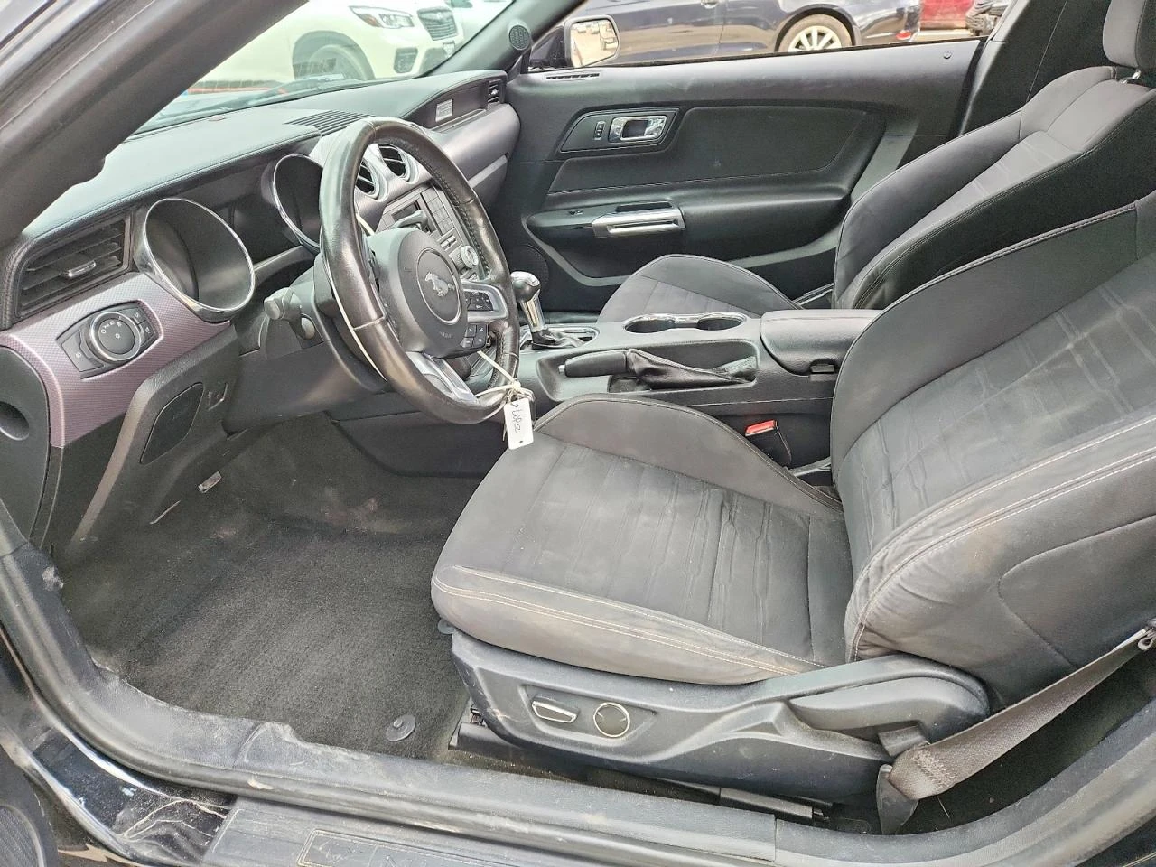 Ford Mustang Gt - изображение 7