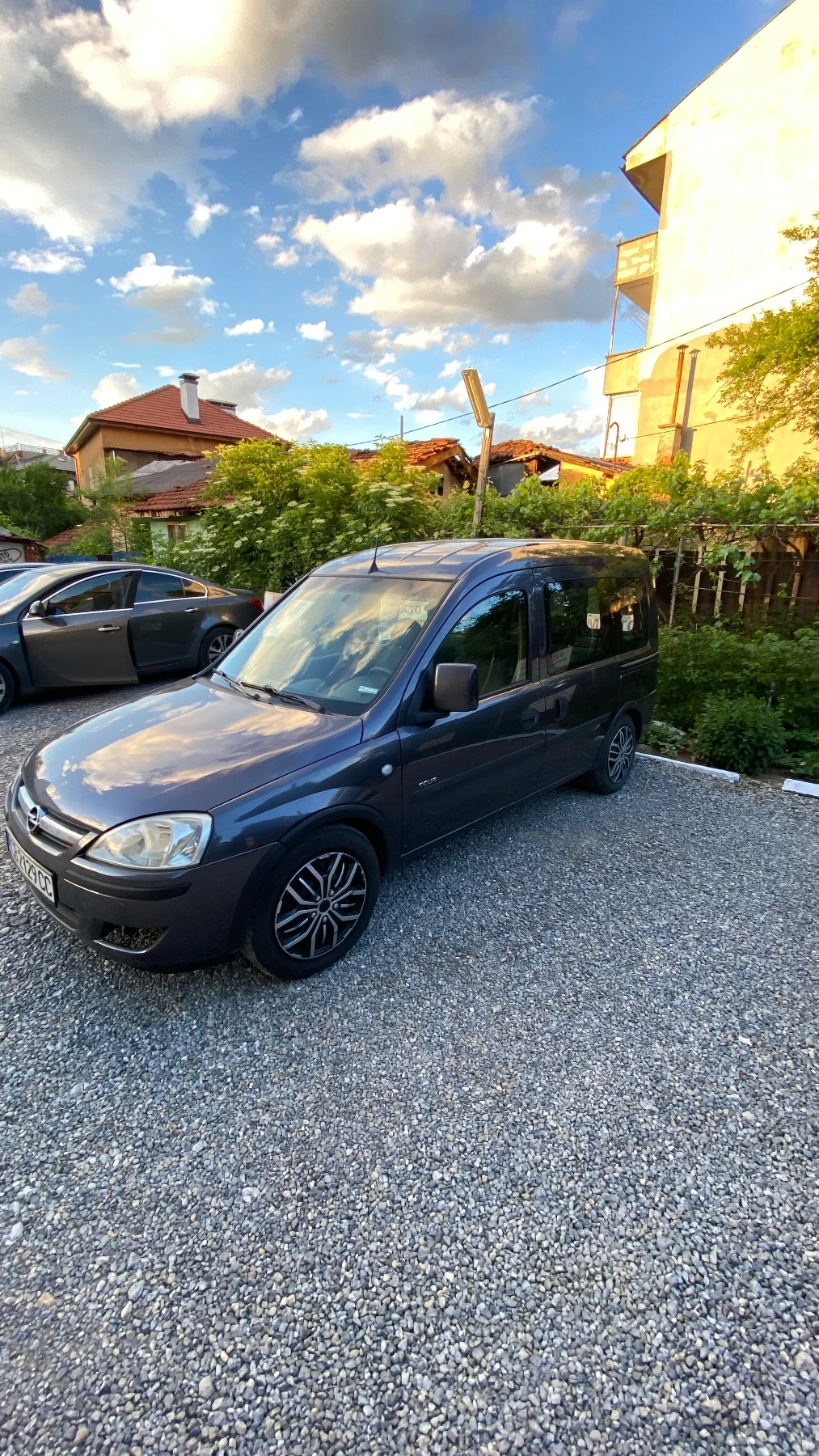 Opel Combo, снимка 2 - Автомобили и джипове - 53915424