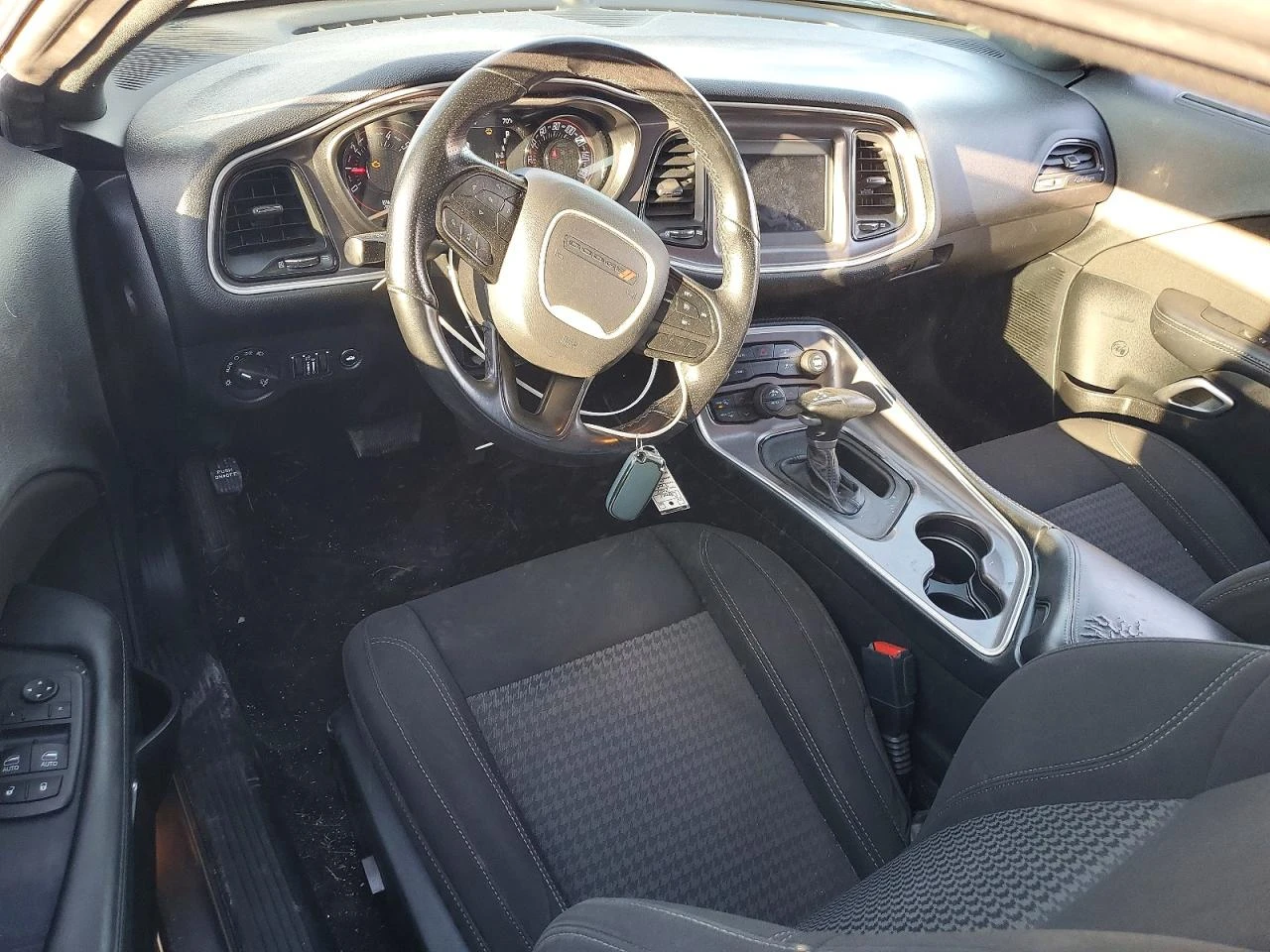 Dodge Challenger * SXT* 3.6* V6* , снимка 8 - Автомобили и джипове - 54030040