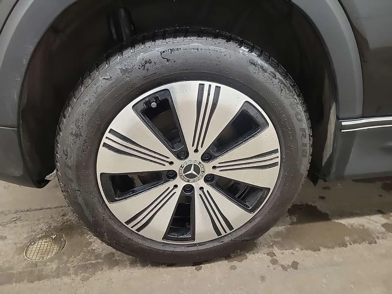 Mercedes-Benz EQB * 250+  * 2 КЛЮЧА * ПОДГРЕВИ * КАМЕРА, снимка 16 - Автомобили и джипове - 54084431