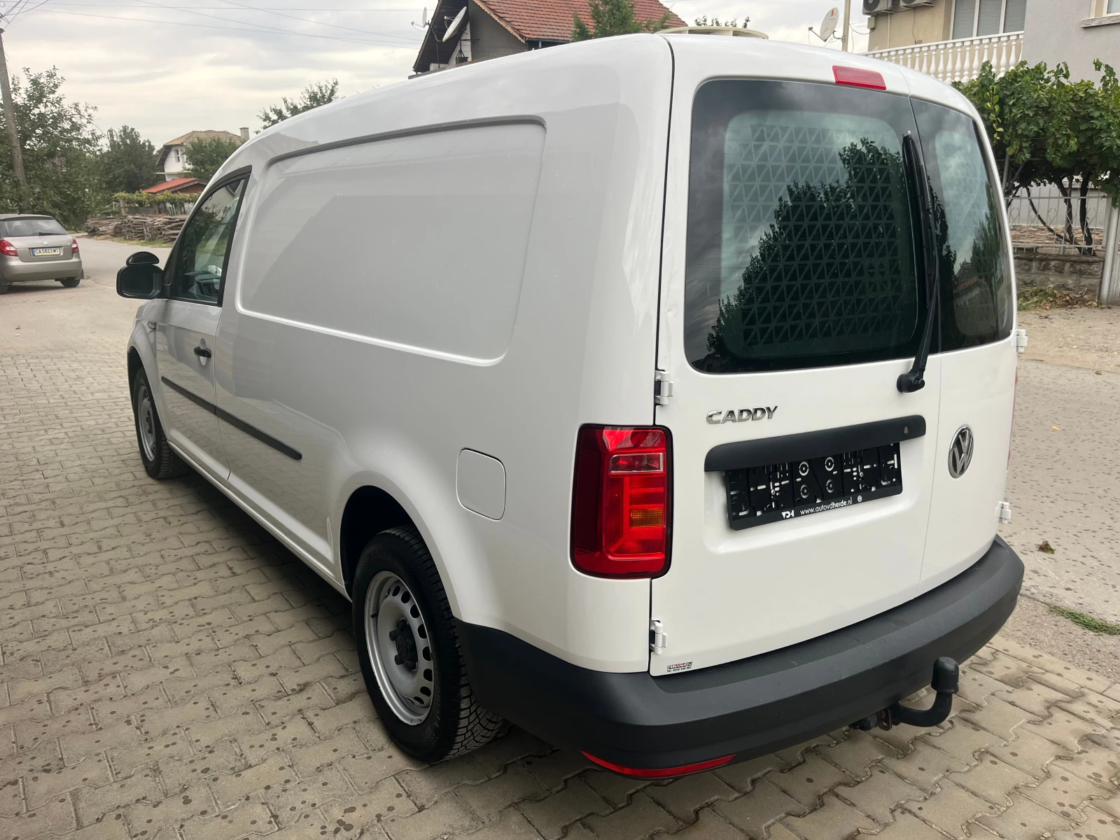 VW Caddy MAXI-2.0TDI 102кс DSG , снимка 3 - Автомобили и джипове - 54486891