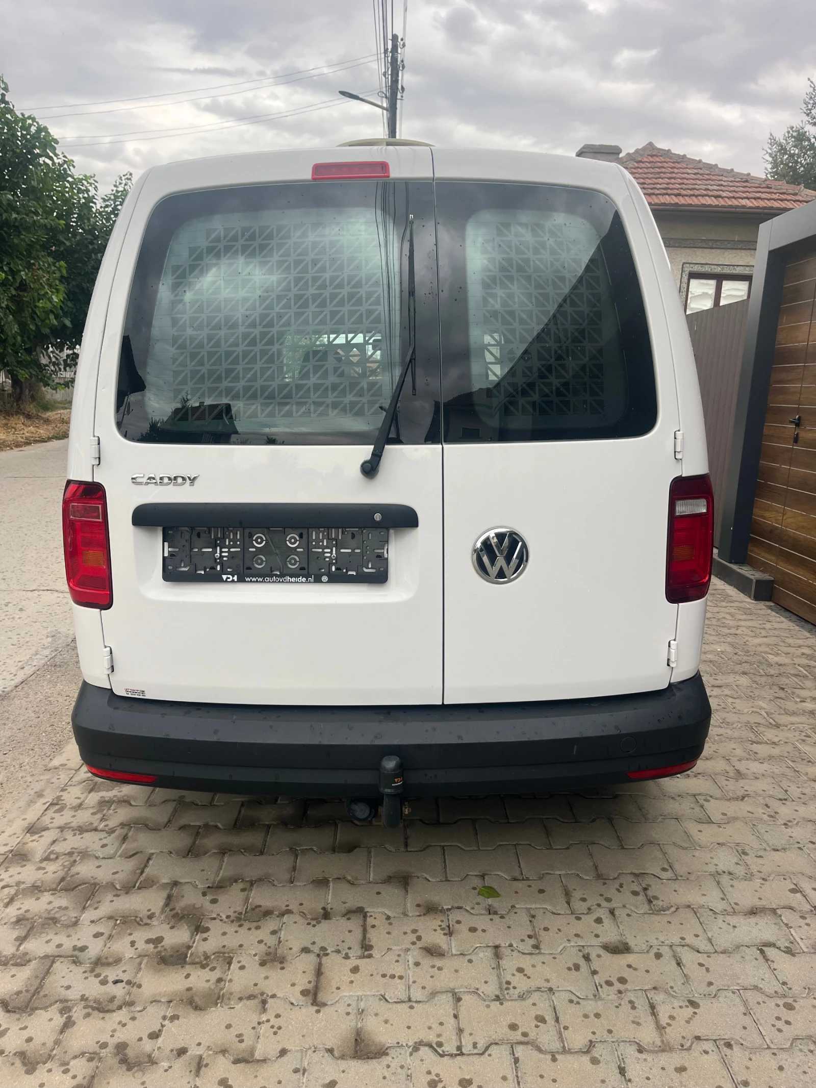 VW Caddy MAXI-2.0TDI 102кс DSG , снимка 5 - Автомобили и джипове - 54486891