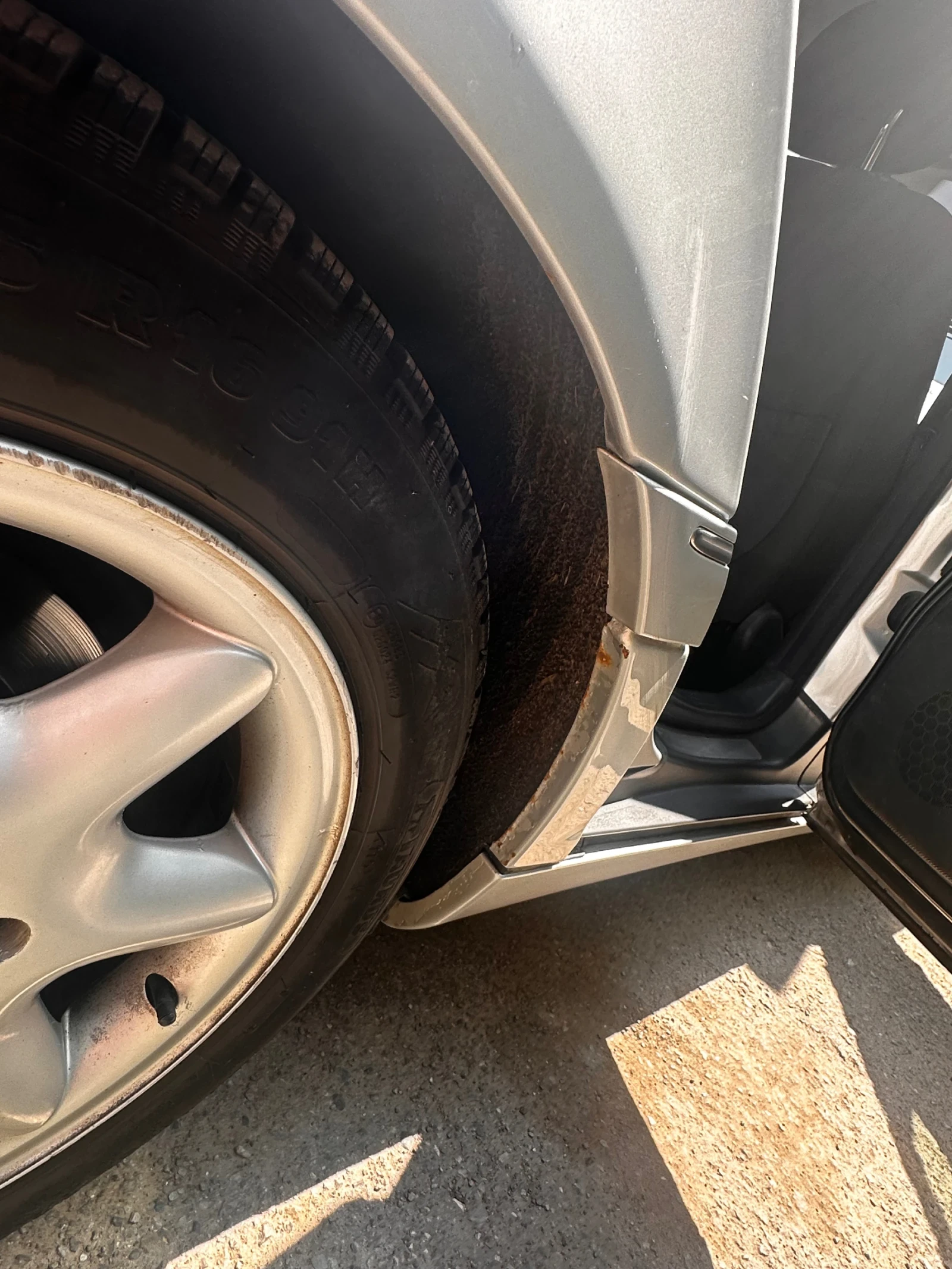 Mercedes-Benz C 220, снимка 11 - Автомобили и джипове - 54798975