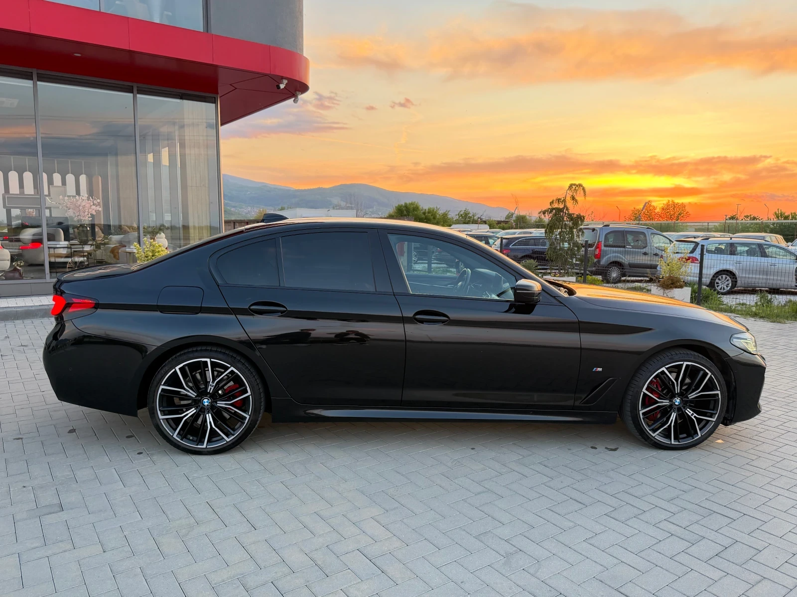 BMW 530 Hybrid, снимка 3 - Автомобили и джипове - 54980505