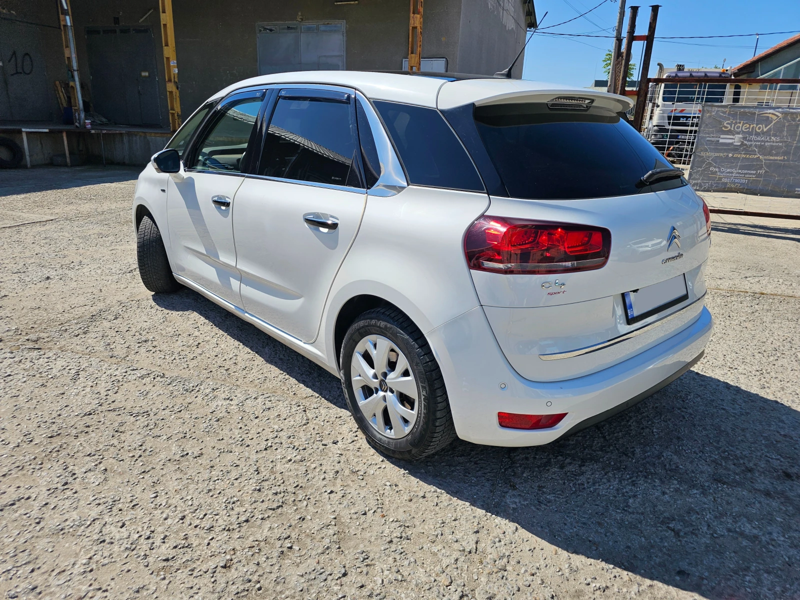 Citroen C4 Picasso Exclusive 1.6HDI, снимка 3 - Автомобили и джипове - 54981557