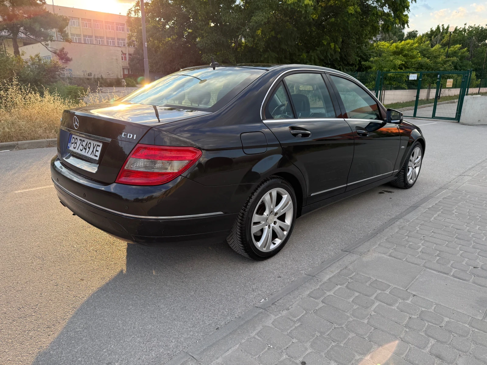 Mercedes-Benz C 200 Avantgarde Automatic, снимка 8 - Автомобили и джипове - 55052895