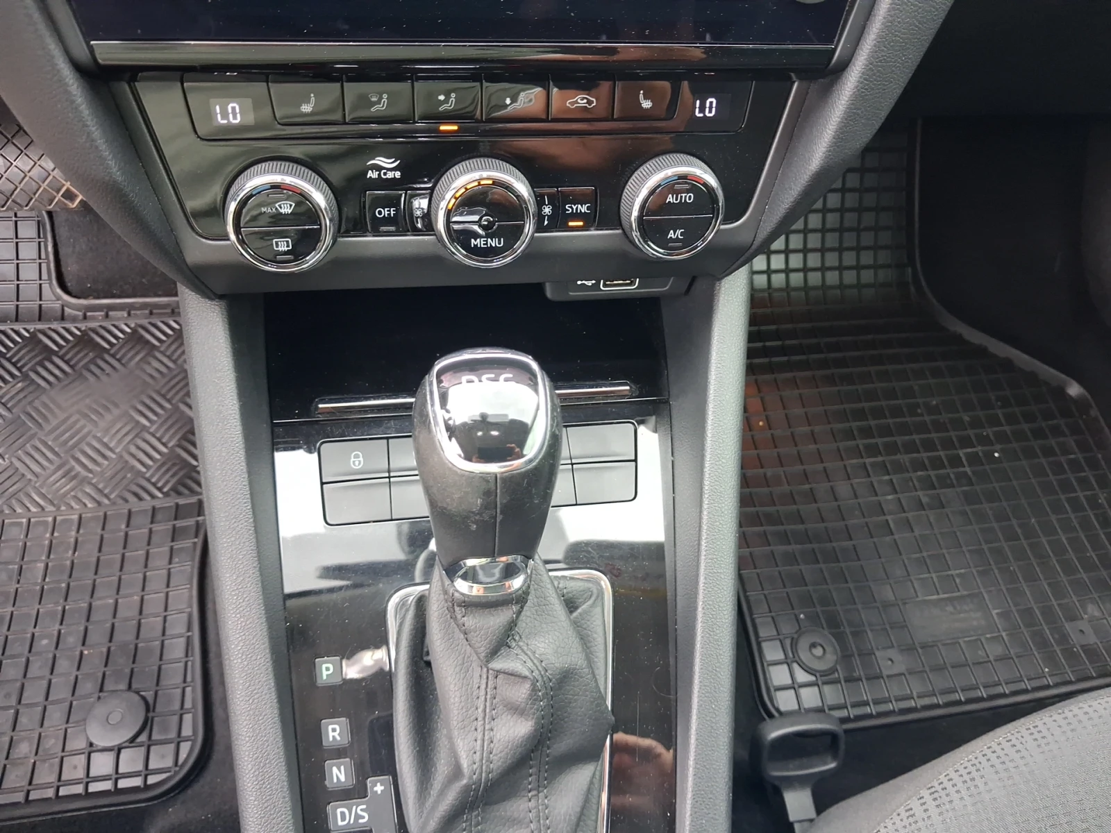 Skoda Octavia Стайл 1, 5 TSI, 130 к.с., 7DSG, фабричен метан, снимка 14 - Автомобили и джипове - 55692944