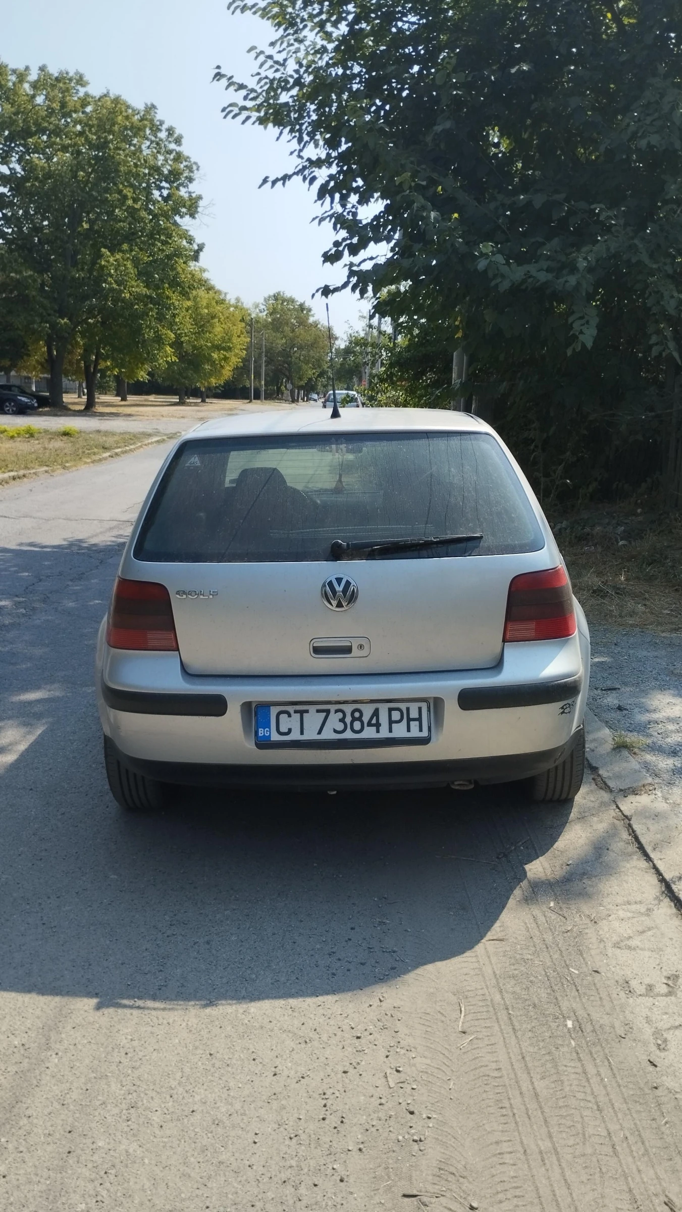 VW Golf SR газ, снимка 3 - Автомобили и джипове - 56047557