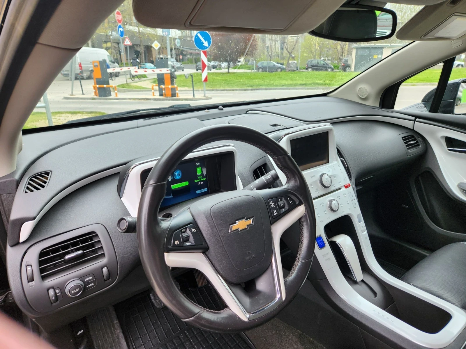 Chevrolet Volt, снимка 8 - Автомобили и джипове - 56402905