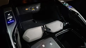 Kia Sorento PRESTIGE* 2WD* ПОДГРЕВ* ОБДУХВАНЕ* КАМЕРА* КЕЙЛЕС, снимка 17