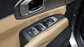 Kia Sorento PRESTIGE* 2WD* ПОДГРЕВ* ОБДУХВАНЕ* КАМЕРА* КЕЙЛЕС, снимка 16