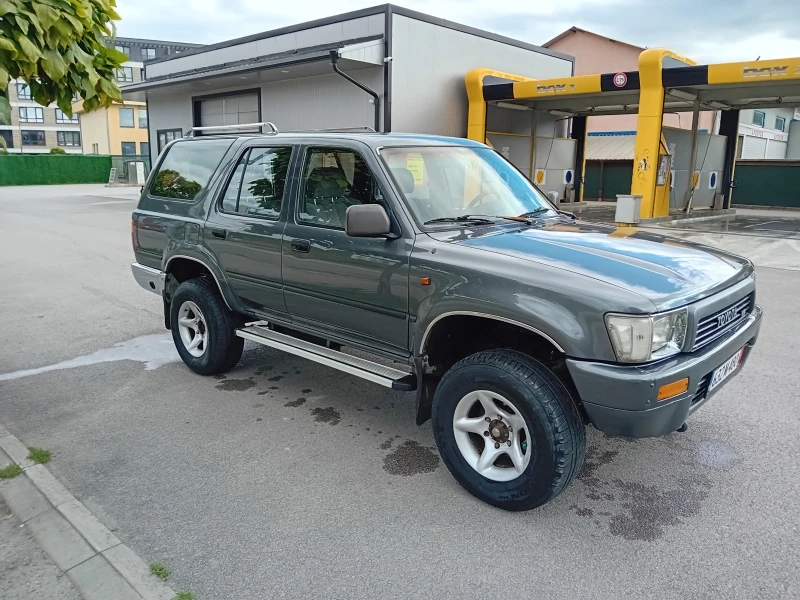 Toyota 4runner Бензин, снимка 2 - Автомобили и джипове - 47409314