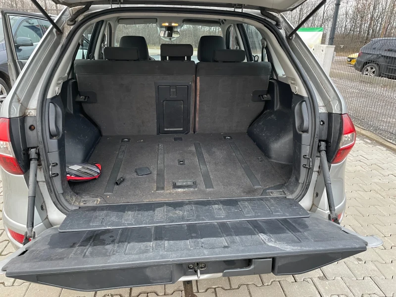 Renault Koleos 2.5I 4x4, снимка 11 - Автомобили и джипове - 48227403