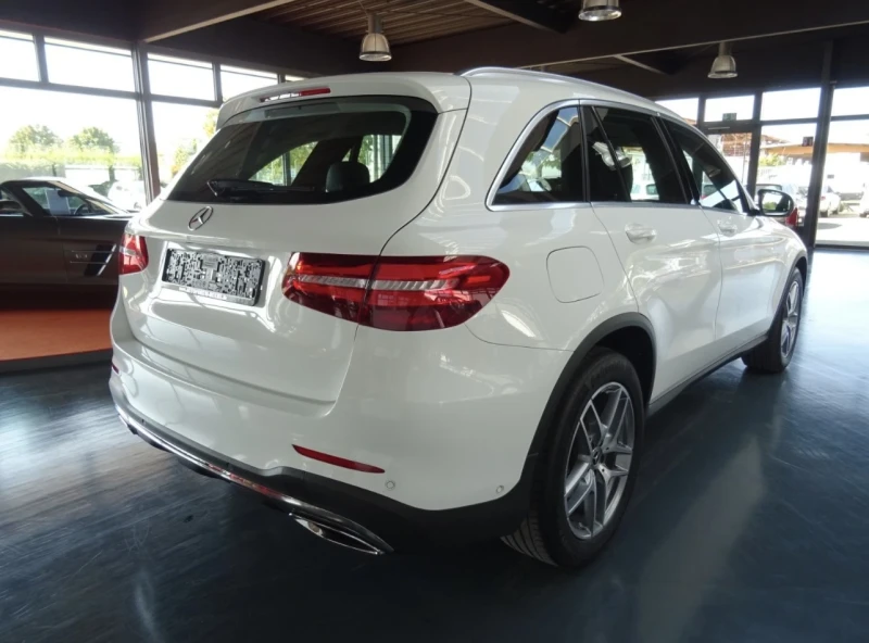 Mercedes-Benz GLC 250 AMG / 4MATIC / 9G / Ambient, снимка 3 - Автомобили и джипове - 49404060