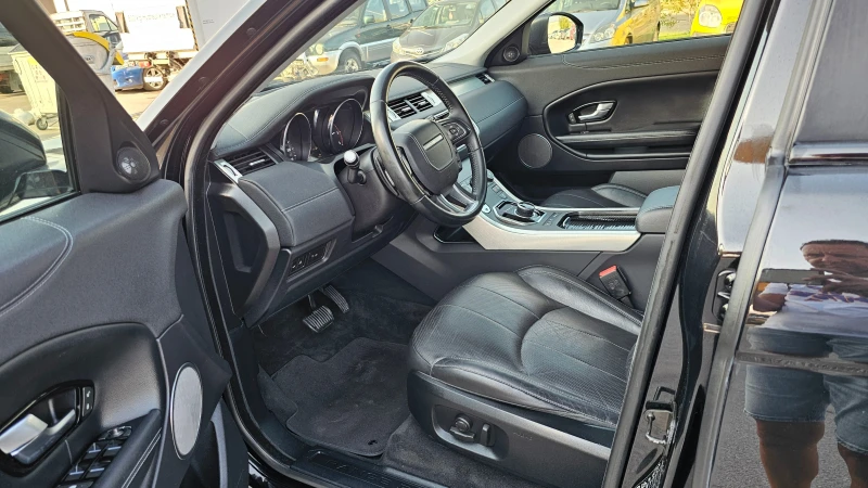 Land Rover Range Rover Evoque 2.0D R-DYNAMIC Kamera Lane Assist Kamera 4WD4, снимка 9 - Автомобили и джипове - 51587699