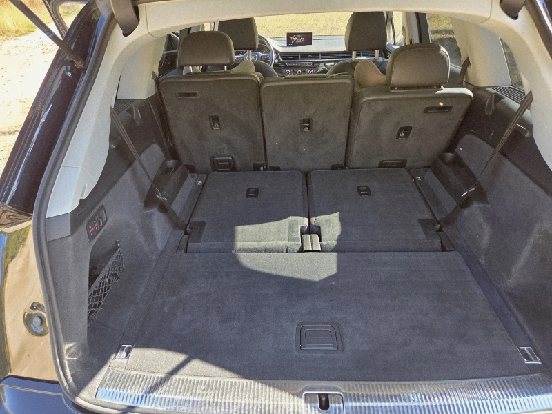 Audi Q7 Premium Plus, снимка 14 - Автомобили и джипове - 52613968