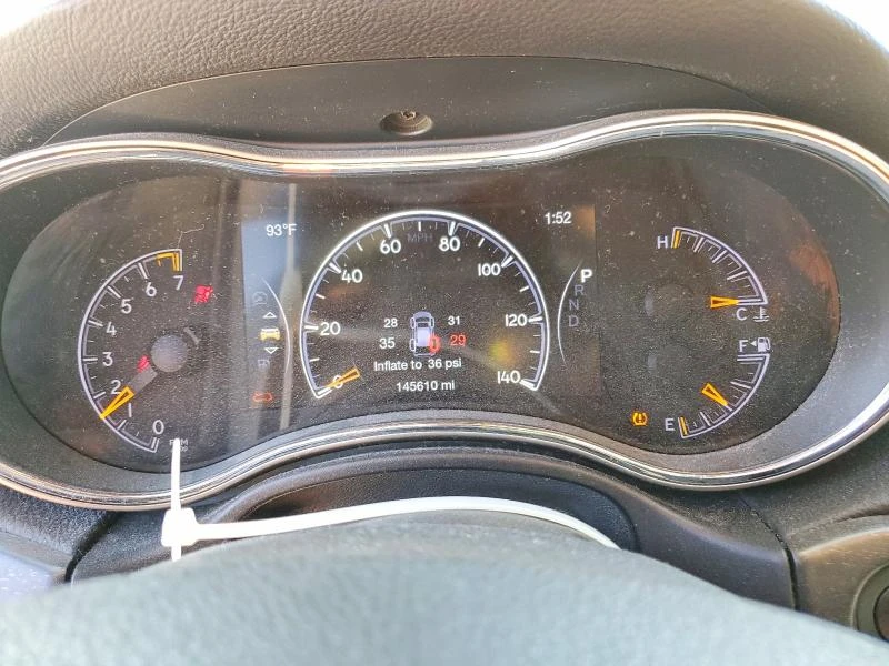 Jeep Wrangler 3.6L 6 4x4 w/Rear Wheel Drv, снимка 10 - Автомобили и джипове - 53927285