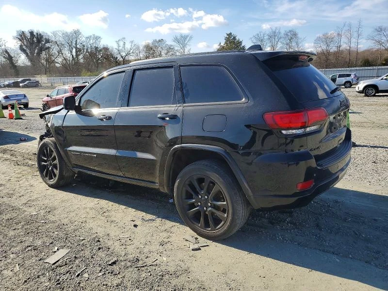 Jeep Wrangler 3.6L 6 4x4 w/Rear Wheel Drv, снимка 3 - Автомобили и джипове - 53927285