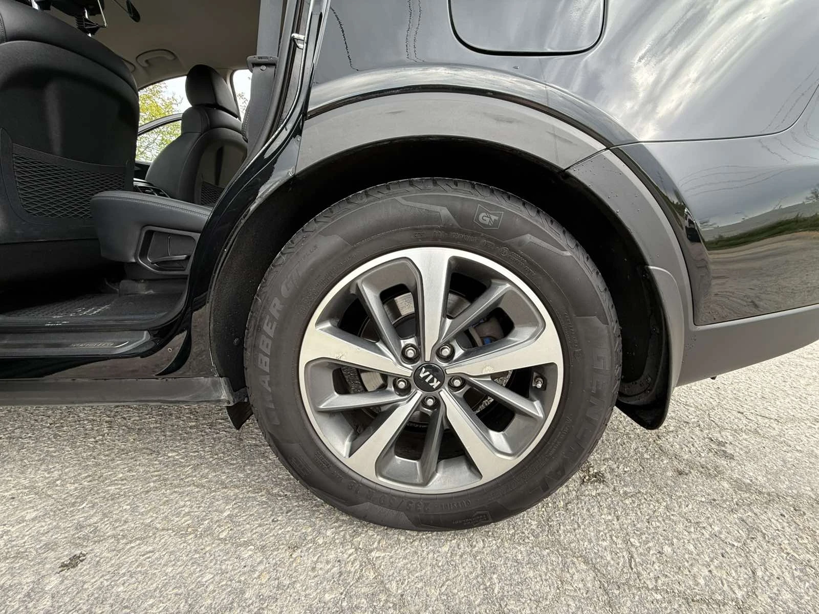 Kia Sorento 4x4 2, 2 200 к.с. 6+ 1  - изображение 7