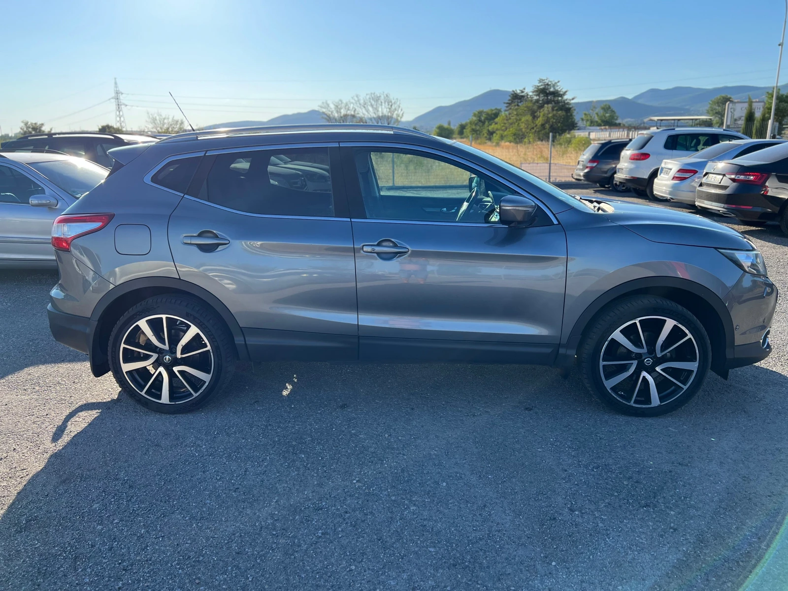 Nissan Qashqai 1.6dci-FULL EKSTRI-TEKNA-PANORAMA - изображение 4