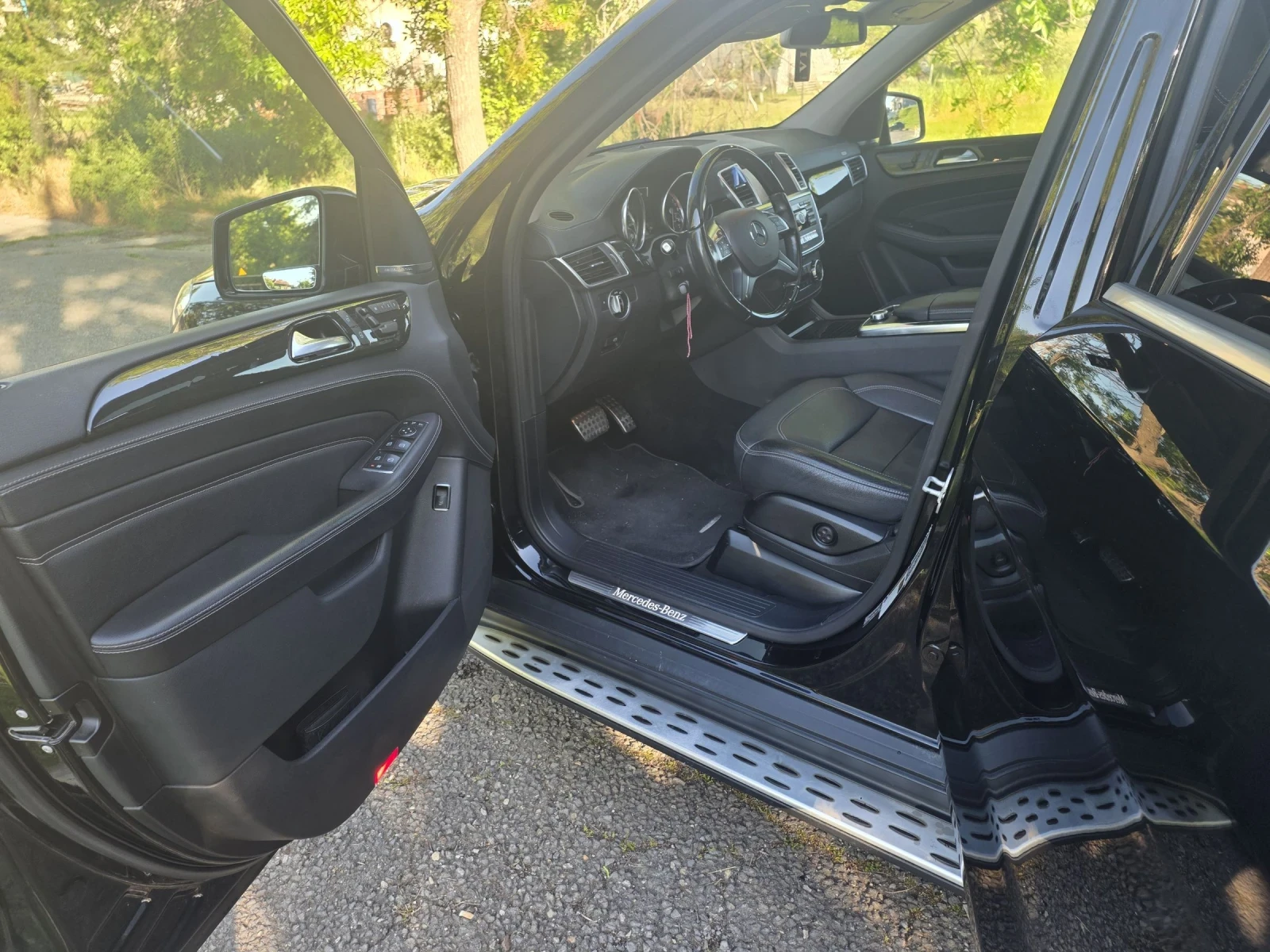 Mercedes-Benz ML 400 4MATIC, снимка 7 - Автомобили и джипове - 54210944