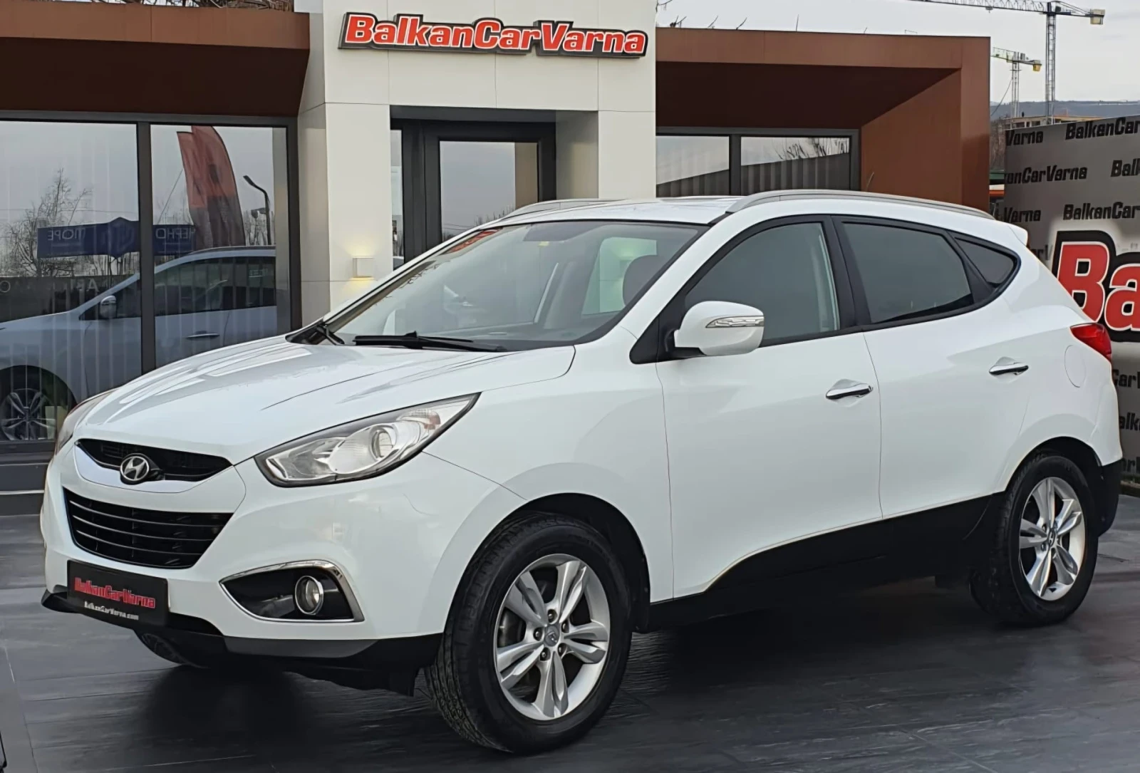 Hyundai IX35 2.0 CRDI 4WD COMFORT - изображение 3