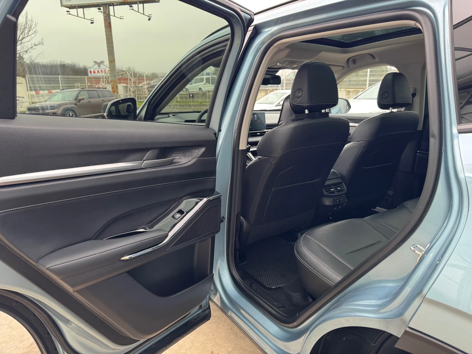 Haval H6 Hev Supreme гаранционен лизингов автомобил  - изображение 6