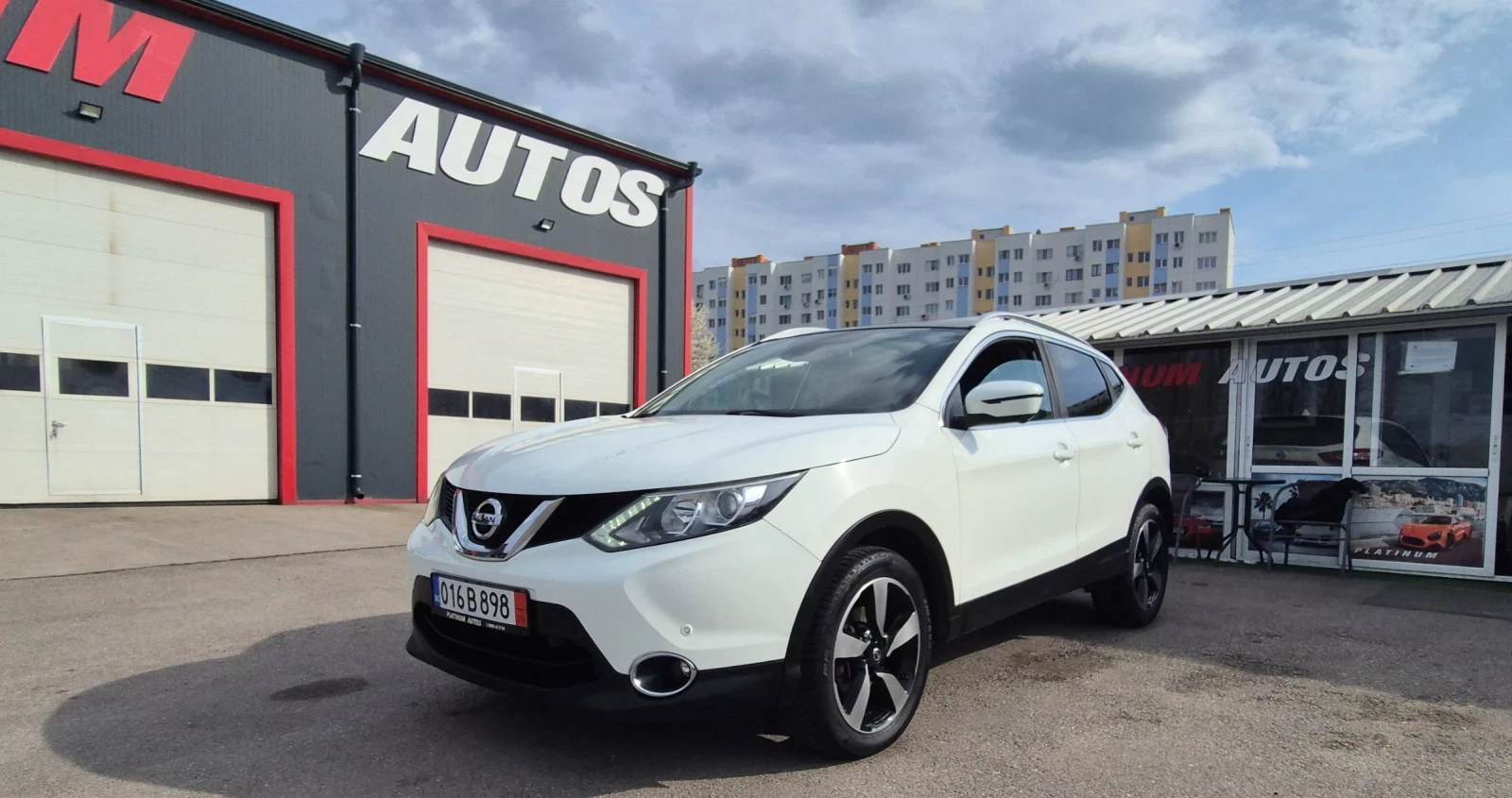 Nissan Qashqai 1.5DCI/360KAMERA/NAVI/PANORAMA/6  SKOROSTI  | Auto.bg — изображение 1
