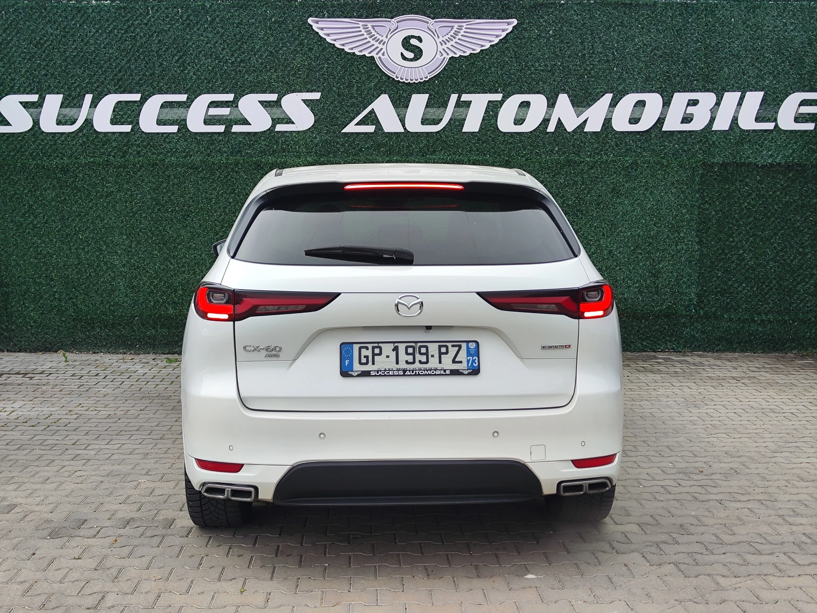 Mazda CX-60 AWD* SKYACTIV* PANORAMA* PODGREV* OBDUH* 360CAM* L, снимка 4 - Автомобили и джипове - 54205671