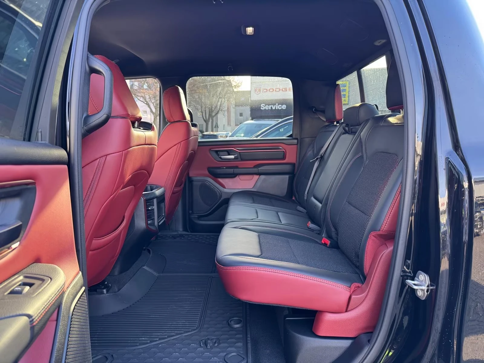 Dodge RAM 1500 3.0/REBEL/NIGHT/CREW CAB/KEYLESS/CAMERA/, снимка 17 - Автомобили и джипове - 54235521