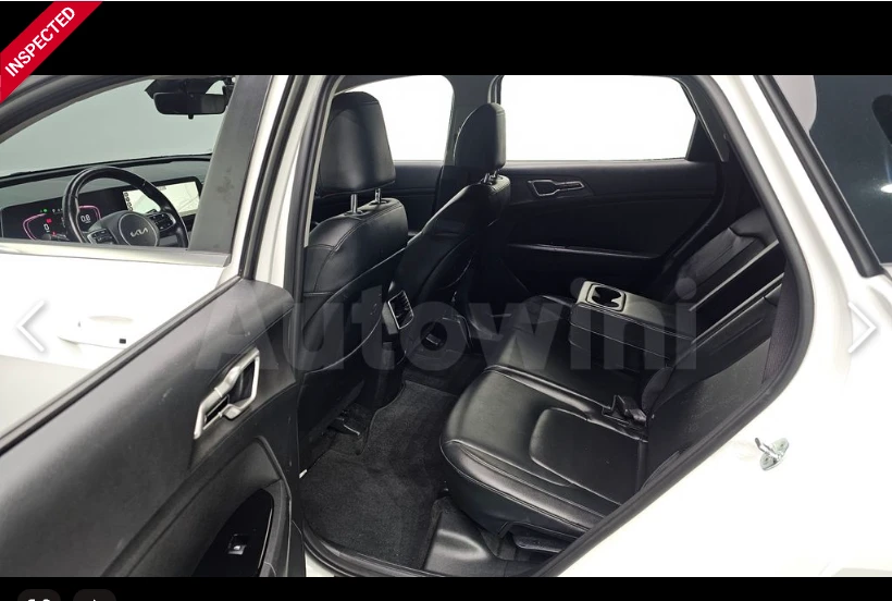 Kia Sportage 2.0 Diesel 4WD Prestige, снимка 11 - Автомобили и джипове - 54258394