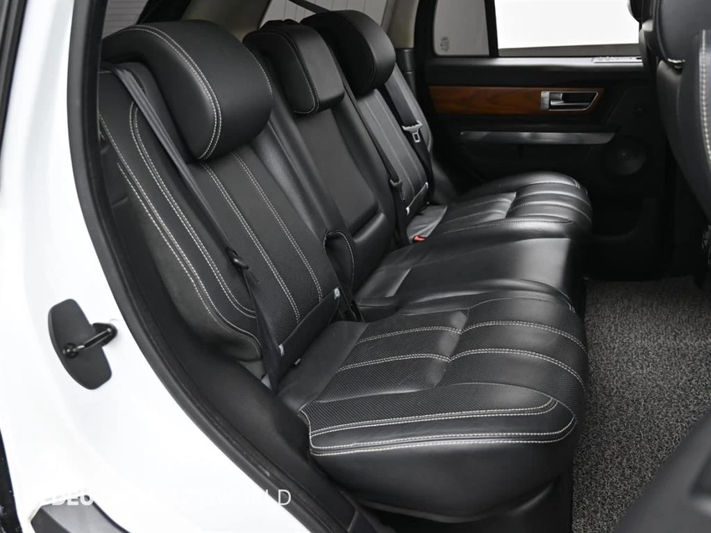 Land Rover Range rover КОМПРЕСОР* КАМЕРА* ТЕЛЕВИЗОРИ* ЛИЗИНГ, снимка 9 - Автомобили и джипове - 54621769