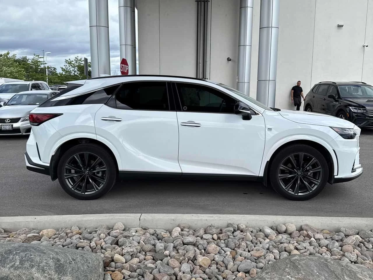 Lexus RX 350h  Auto * CARFAX * ОПЦИЯ ЗА ФИНАНСИРАНЕ, снимка 3 - Автомобили и джипове - 54968385
