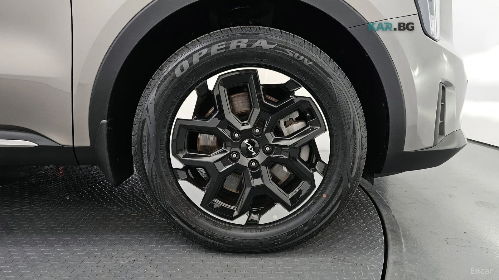 Kia Sorento PRESTIGE* 2WD* ПОДГРЕВ* ОБДУХВАНЕ* КАМЕРА* КЕЙЛЕС, снимка 5 - Автомобили и джипове - 54974196
