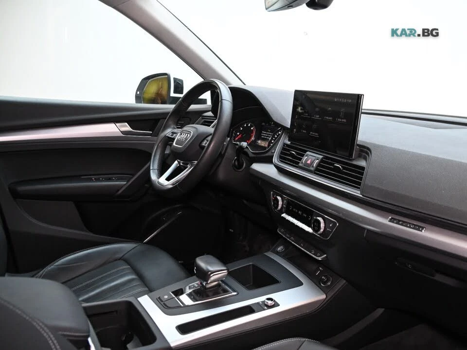 Audi Q5 * QUATTRO * Автокредит * (Цена до България), снимка 12 - Автомобили и джипове - 55350406