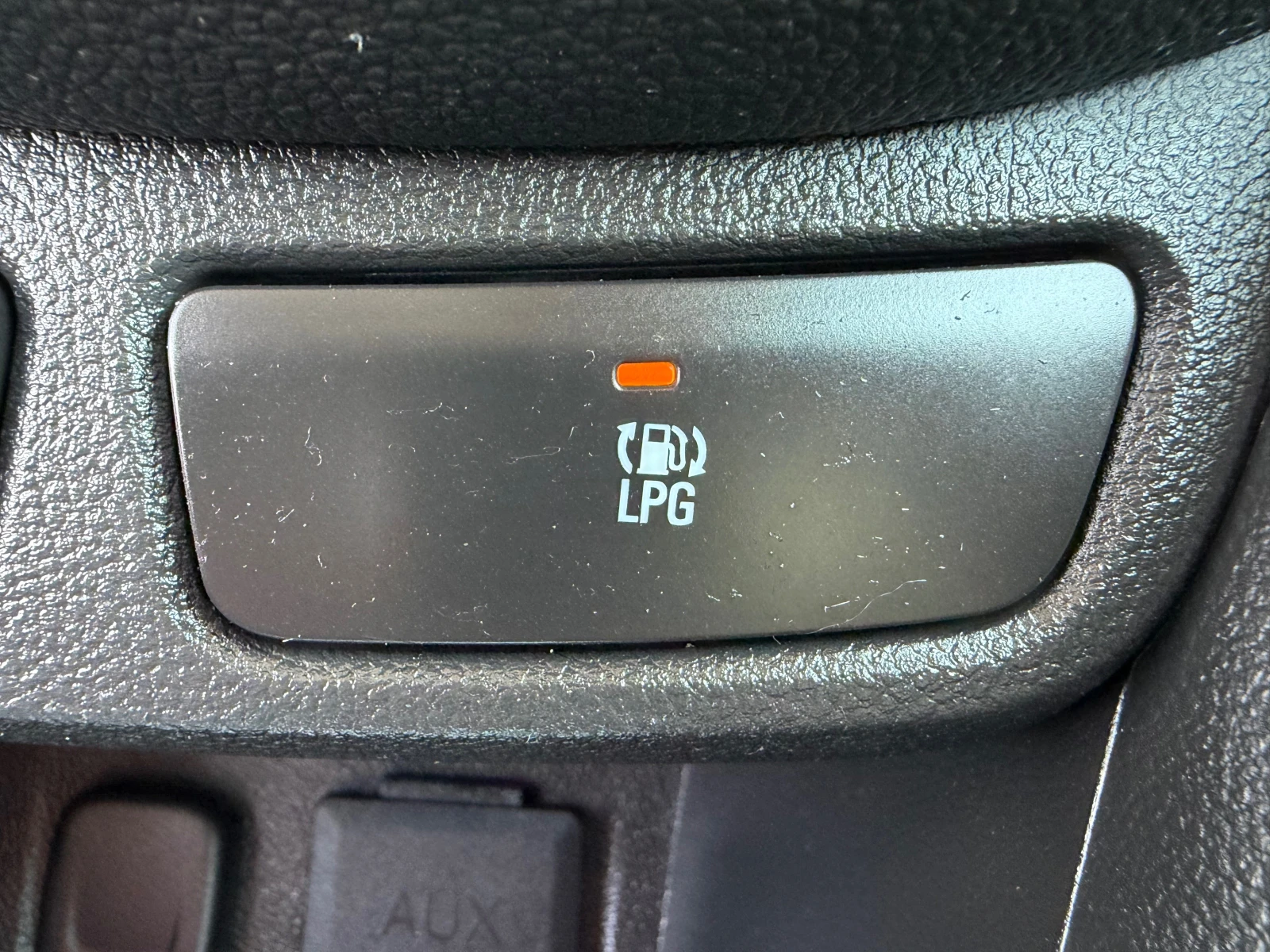 Opel Mokka 1.4B/GPL, снимка 15 - Автомобили и джипове - 55595279