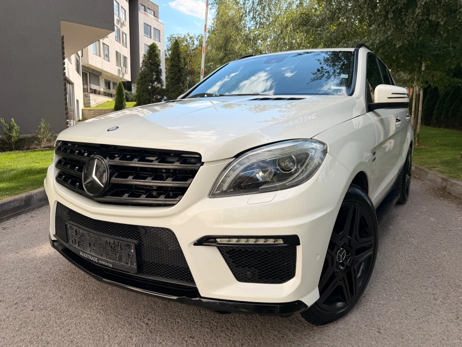 Mercedes-Benz ML 63 AMG, снимка 3 - Автомобили и джипове - 55942201