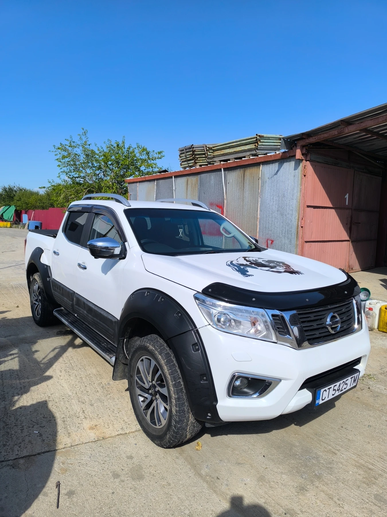Nissan Navara 2.4