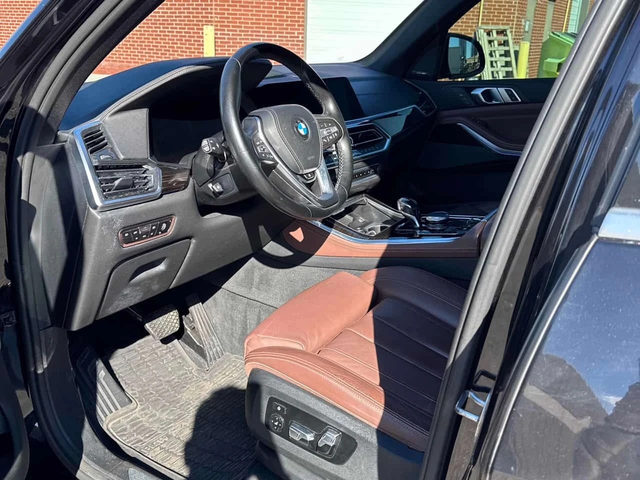 BMW X5 * xDrive40i * LASER* COMFORT SEATS* H/K*  | Mobile.bg � ����������� 5