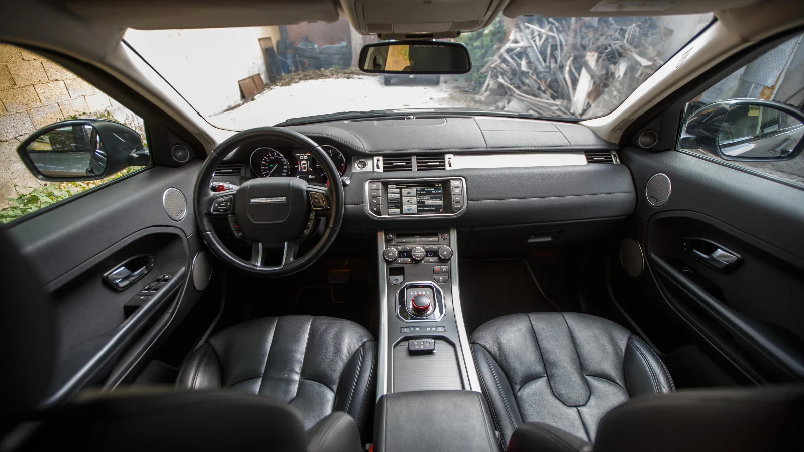 Land Rover Evoque 2.2td4 Black, снимка 8 - Автомобили и джипове - 56395778
