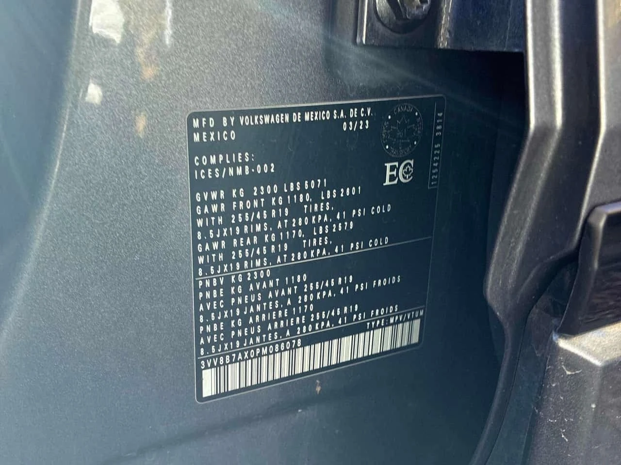 VW Tiguan * Comfortline R Line Black Edition * CARFAX *  | Mobile.bg � ����������� 16
