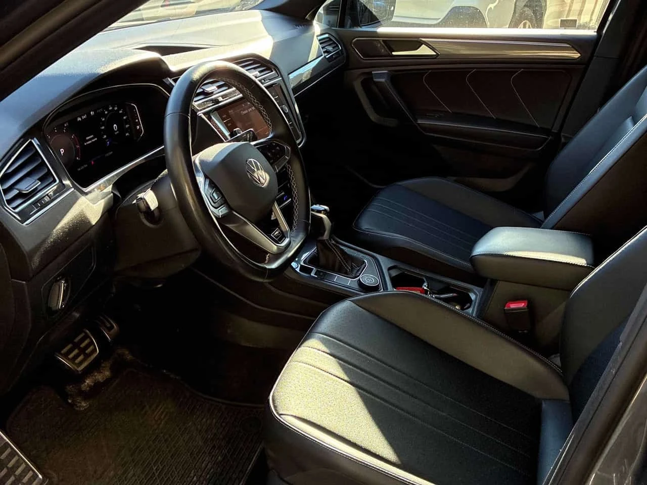 VW Tiguan * Comfortline R Line Black Edition * CARFAX *  | Mobile.bg � ����������� 7
