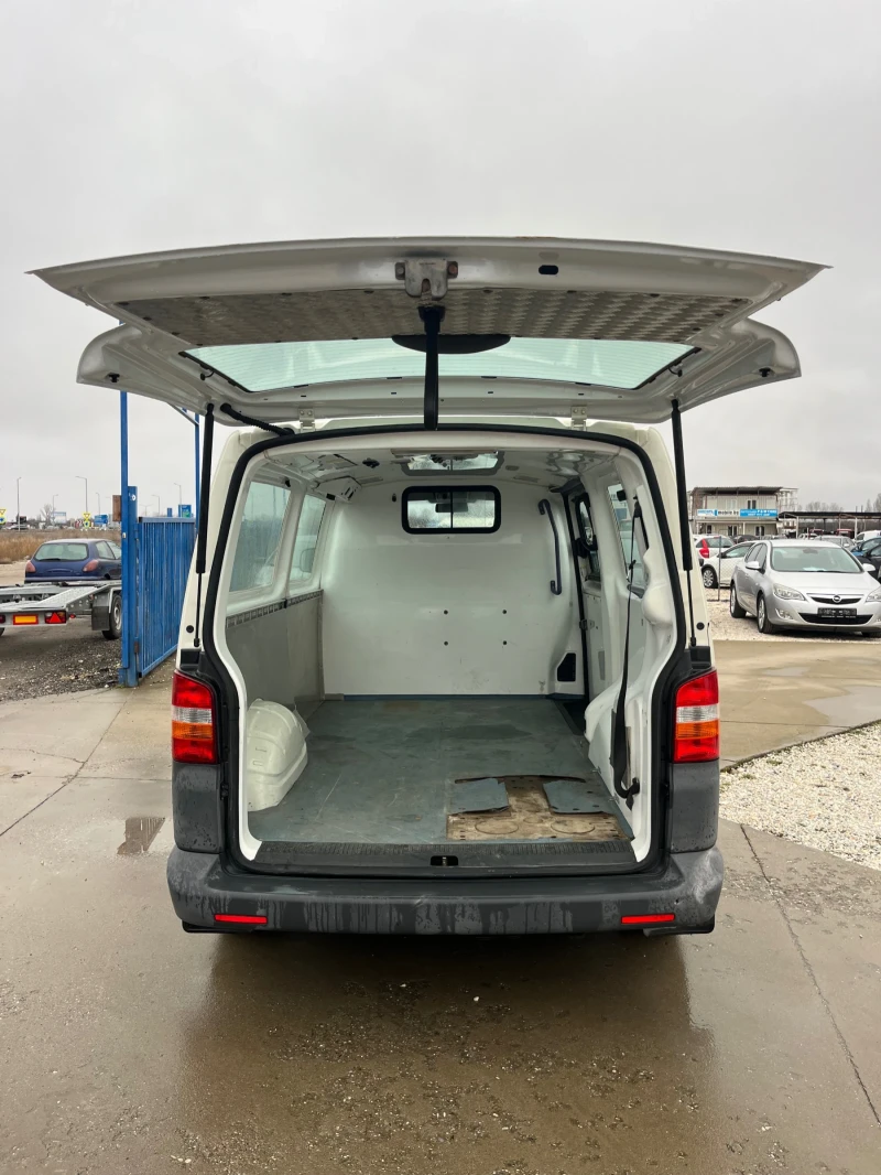 VW T5 1.9 TDi, снимка 10 - Бусове и автобуси - 49208054