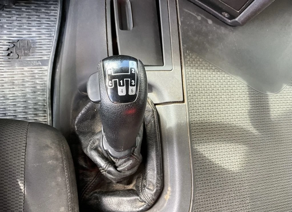 Scania P 420 Самосвал 6х6, снимка 5 - Камиони - 54339919